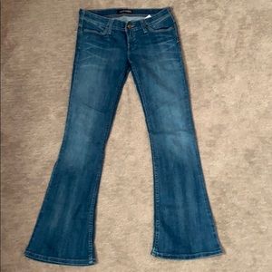 Sz 7 Women’s Levi’s. Bootcut.